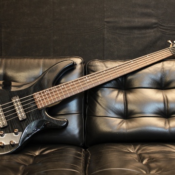 Yamaha TRBX605-FMTBL